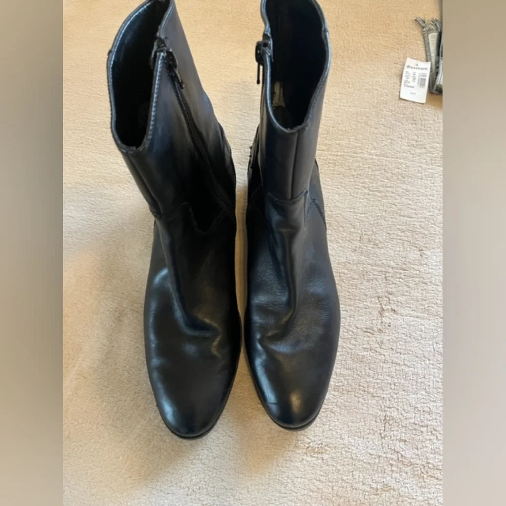 MARC FISCHER leather ankle boots black